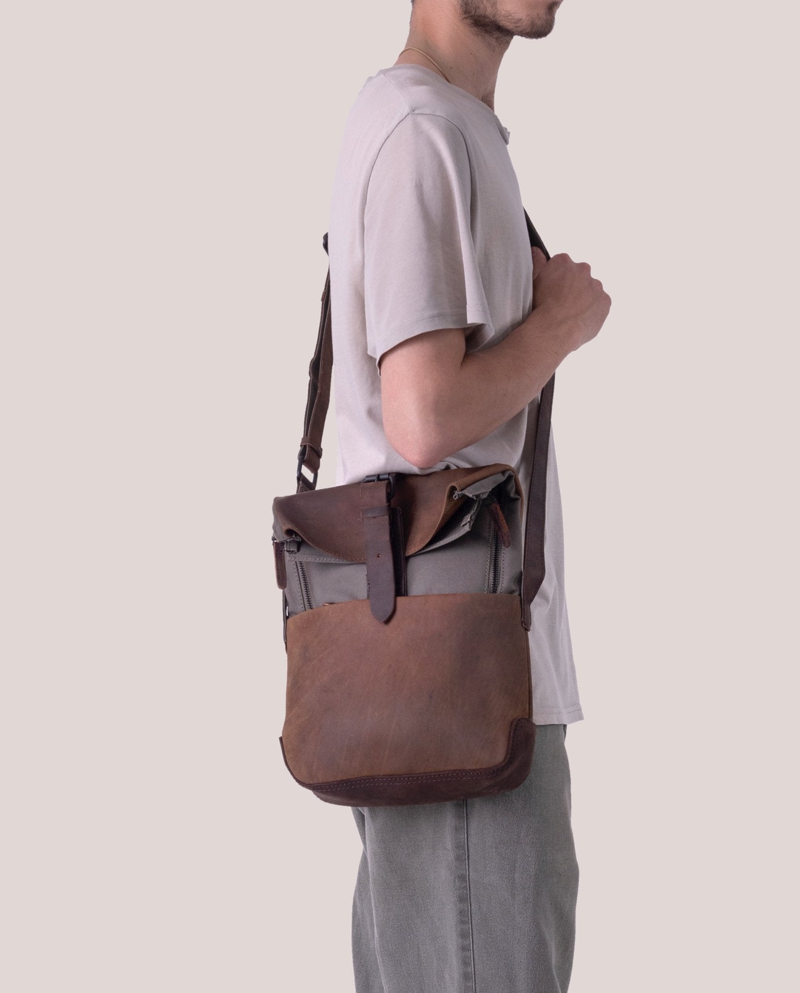 harolds-antic-messengerbag-upend-umh-ngetasche-natur image 3