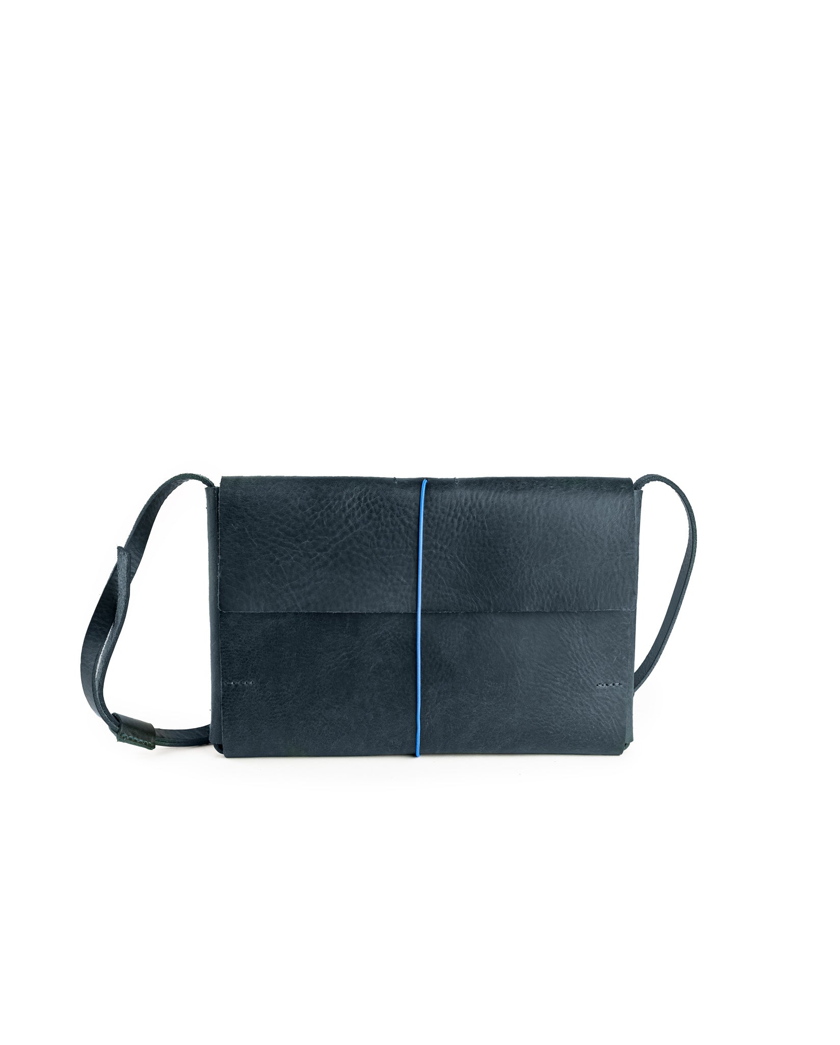 harolds-keeper-shoulderbag-m-schwarz-sattlerleder image 8