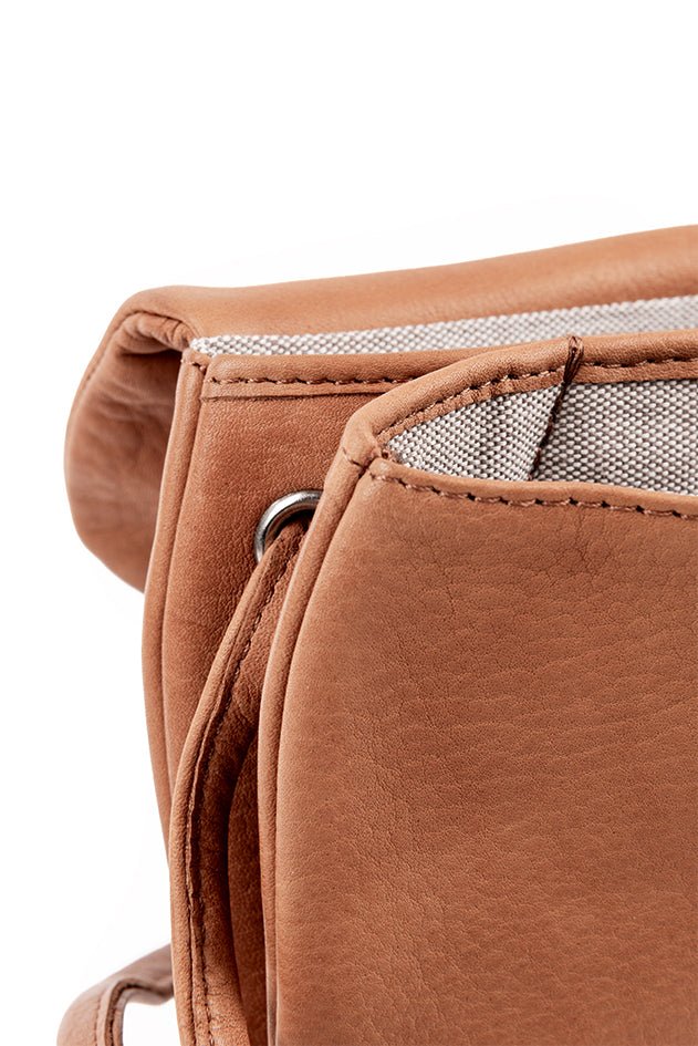 harolds-cufu-slingbag-umh-ngetasche-schwarz-rinderleder image 4