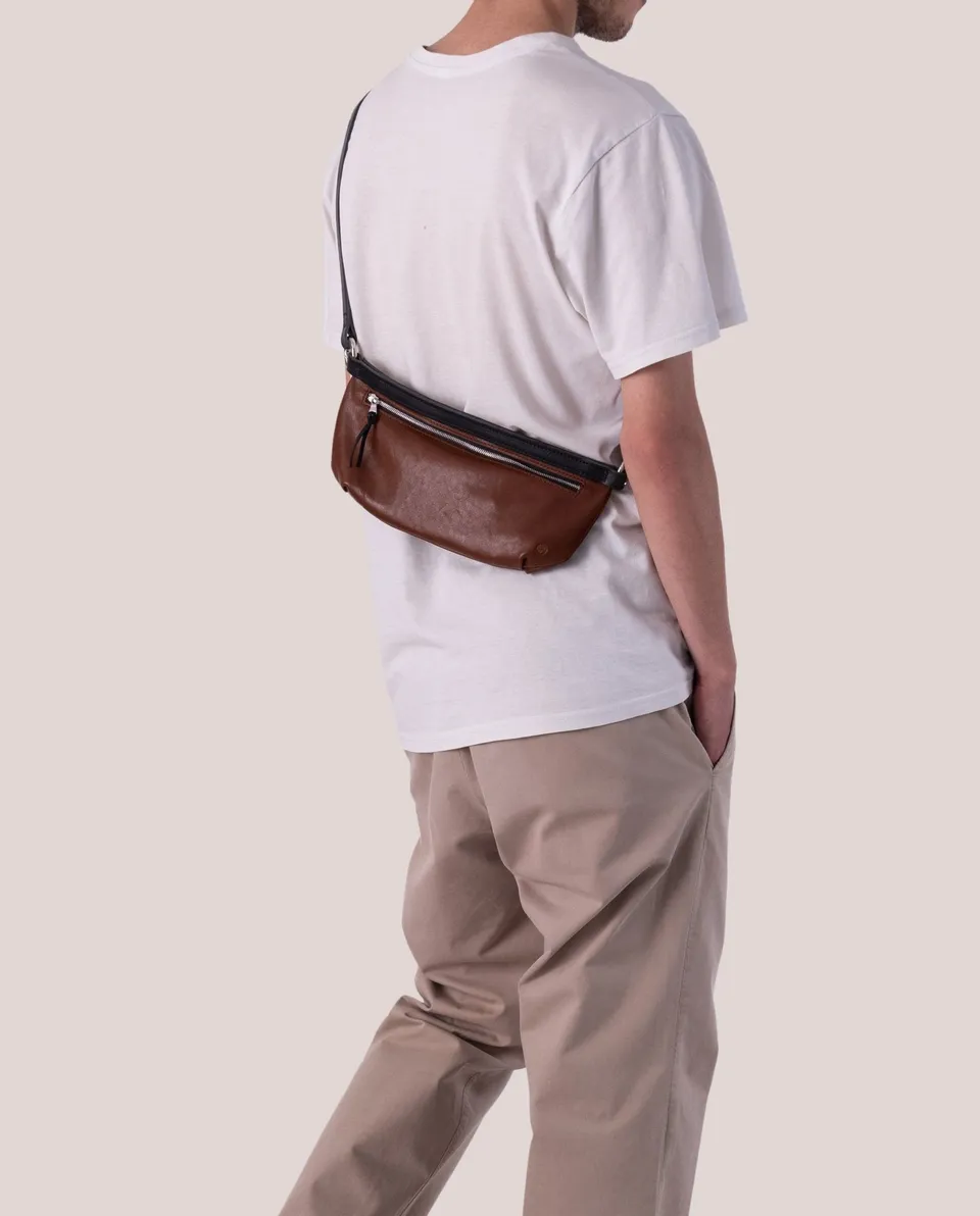 harolds-nabuku-softcase-beltbag-g-rteltasche-rot-nubukleder image 1