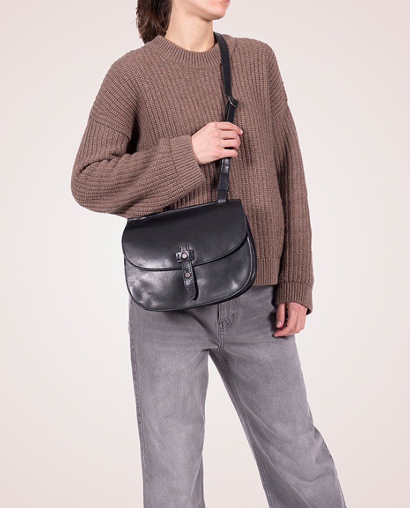 harolds-aberdeen-slingbag-s-umh-ngetasche-leder-schwarz image 2