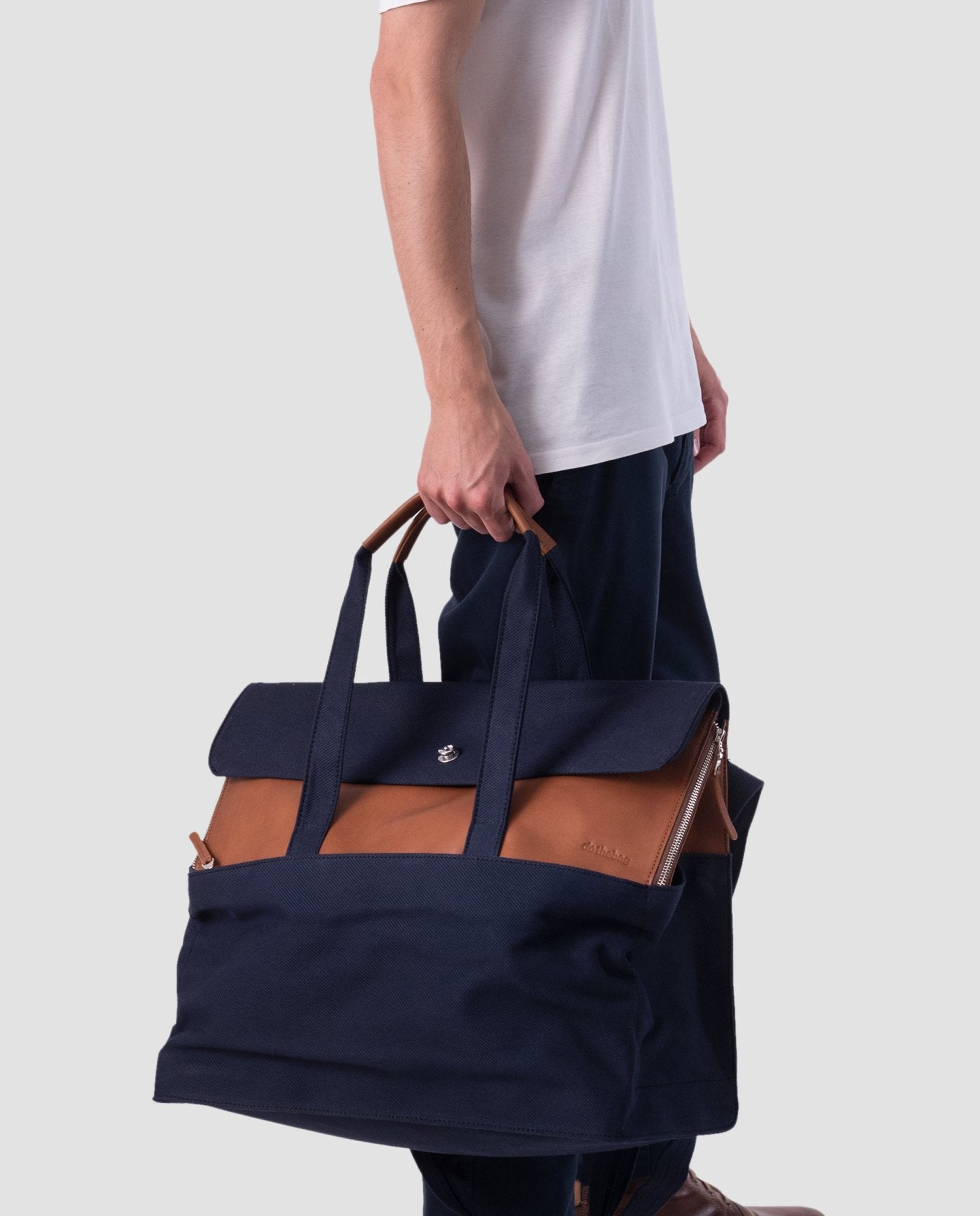 harolds-dothebag-mailbag-travelbag-reisetasche-schwarz-biobaumwolle image 3