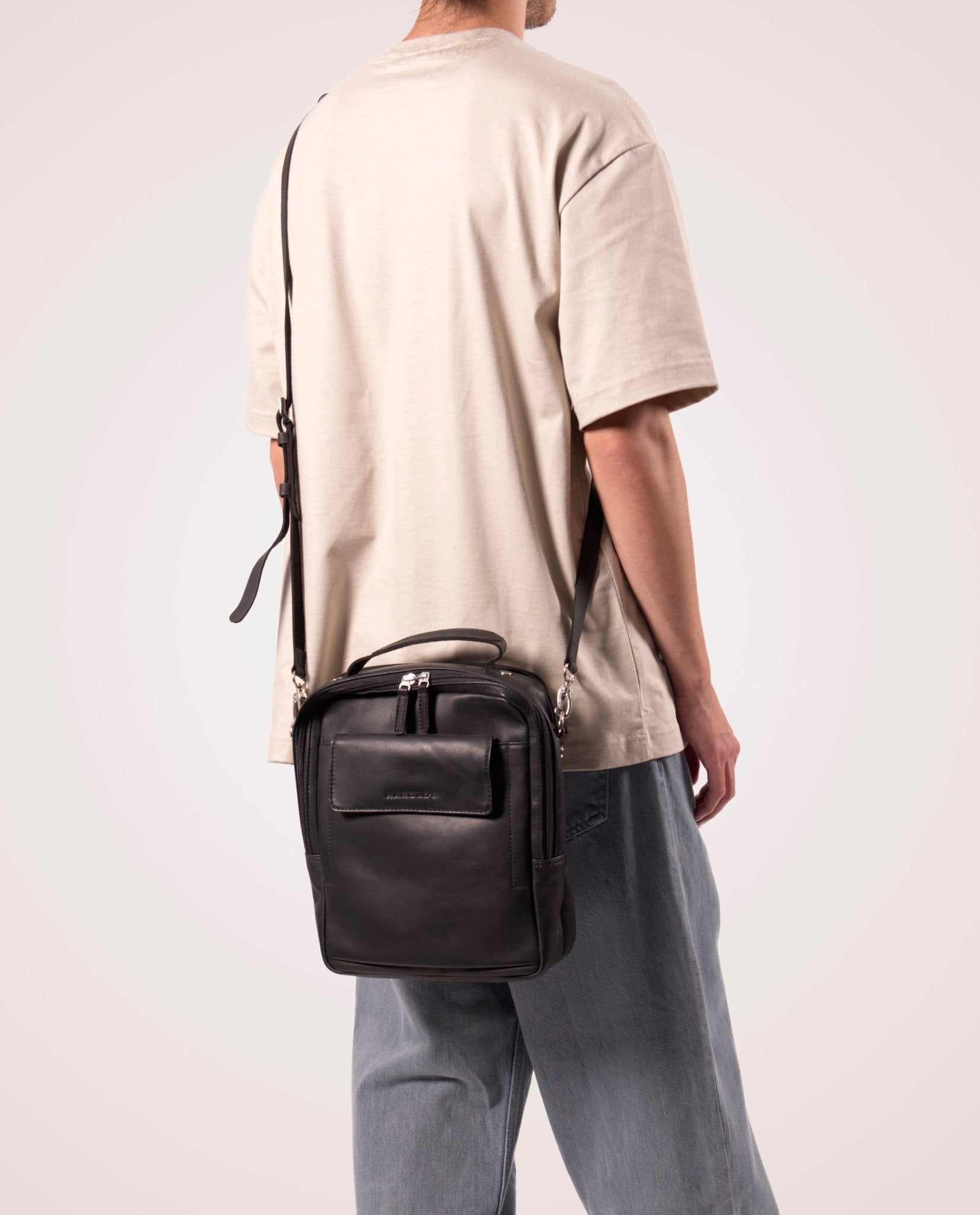 harolds-country-crossbag-umh-ngetasche-schwarz-leder image 2