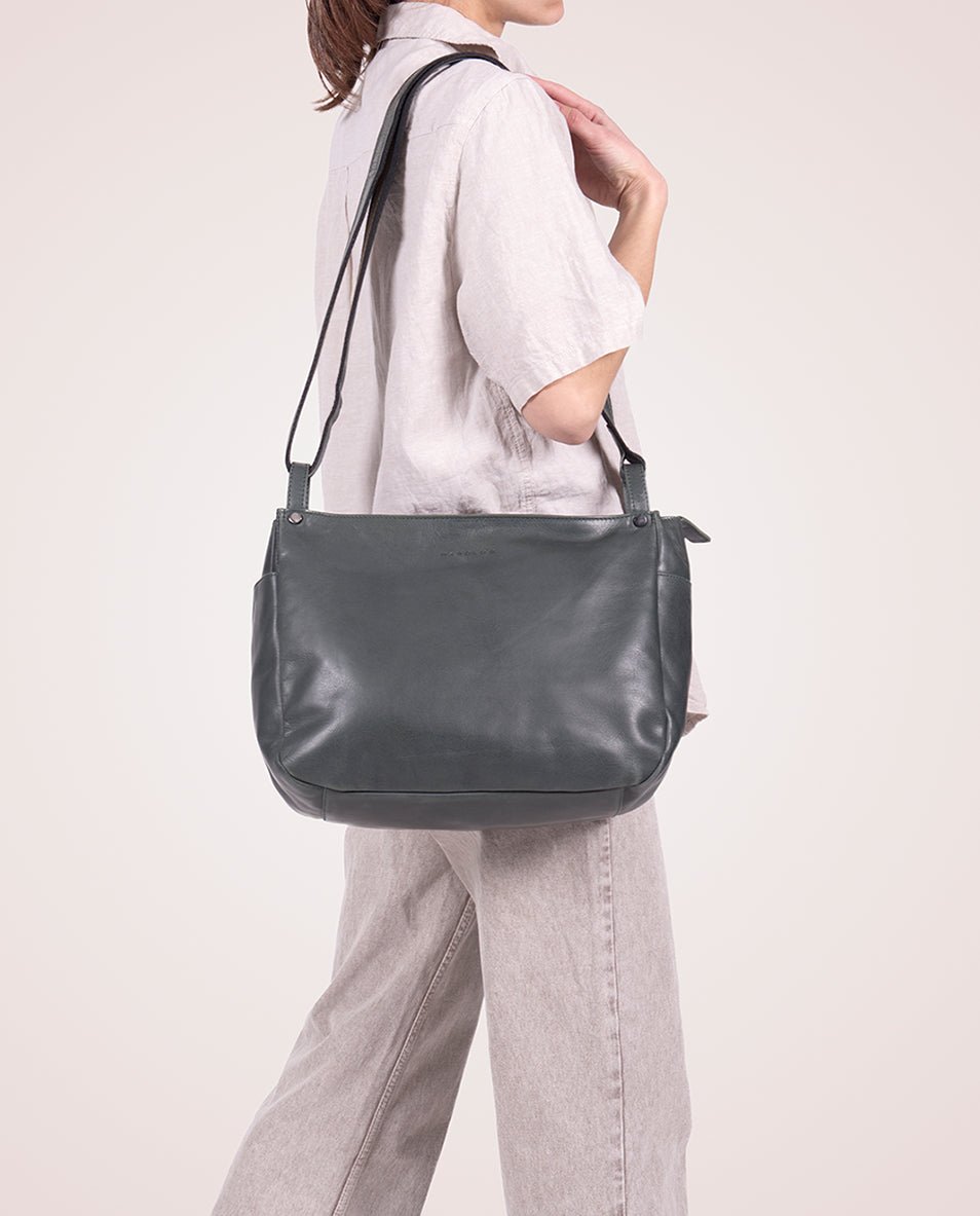 harolds-caugio-crossbag-zip-umh-ngetasche-schwarz-leder image 2