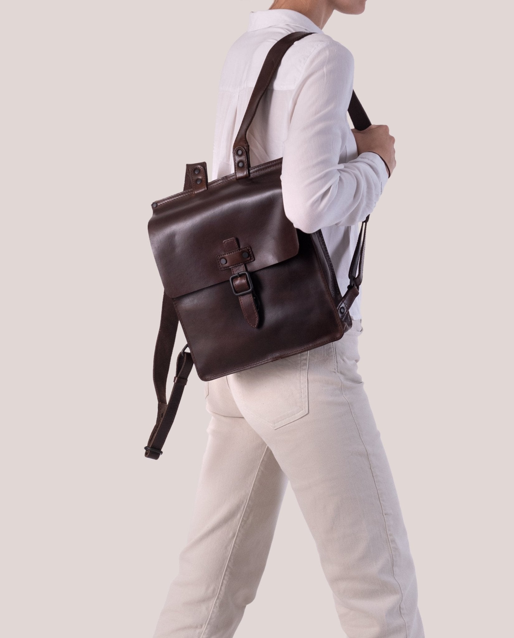 harolds-aberdeen-ab3-rucksack-braun-gewachstes-leder image 2