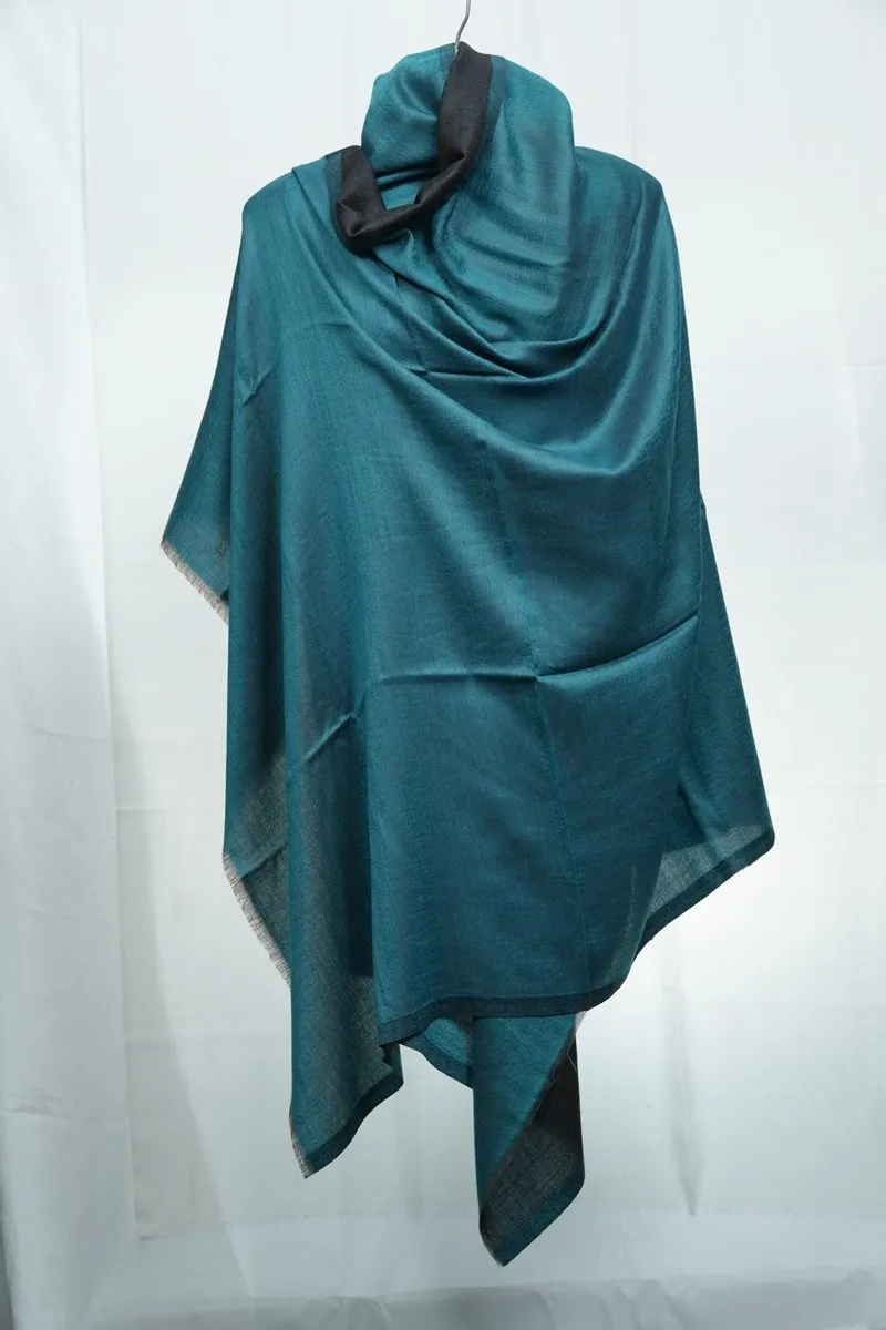 kashmir-arts-pashmina-shawls-abiha-green-schal-gr-n-khaki image 1