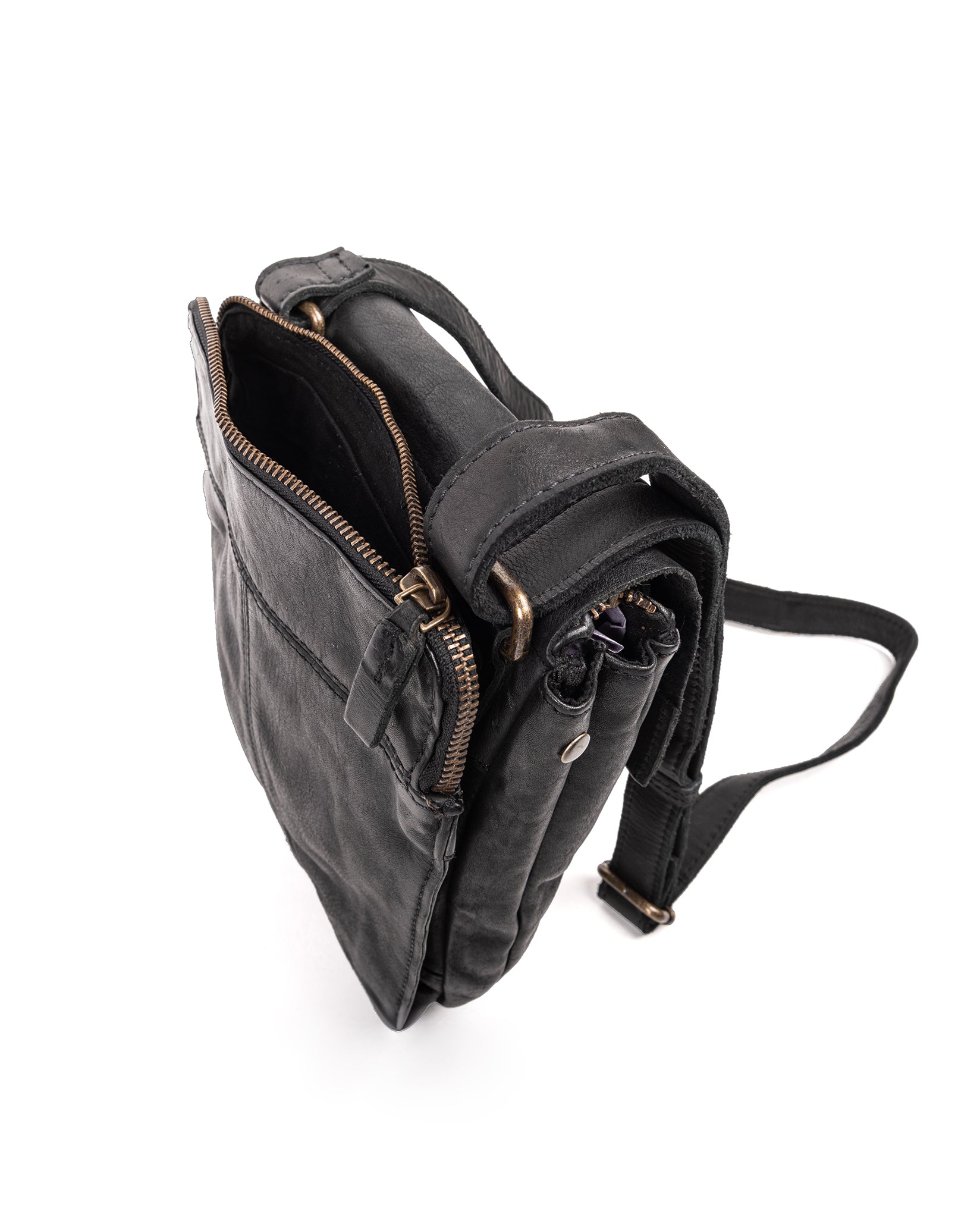 harolds-submarine-messengerbag-m-umh-ngetasche-schwarz-rindleder image 3