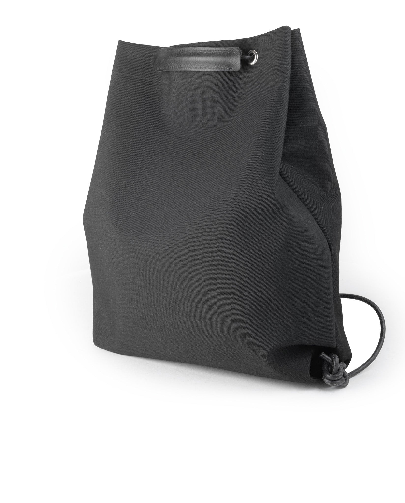 harolds-dothebag-cubicbag-rucksack-market-notebookrucksack-schwarz image 3