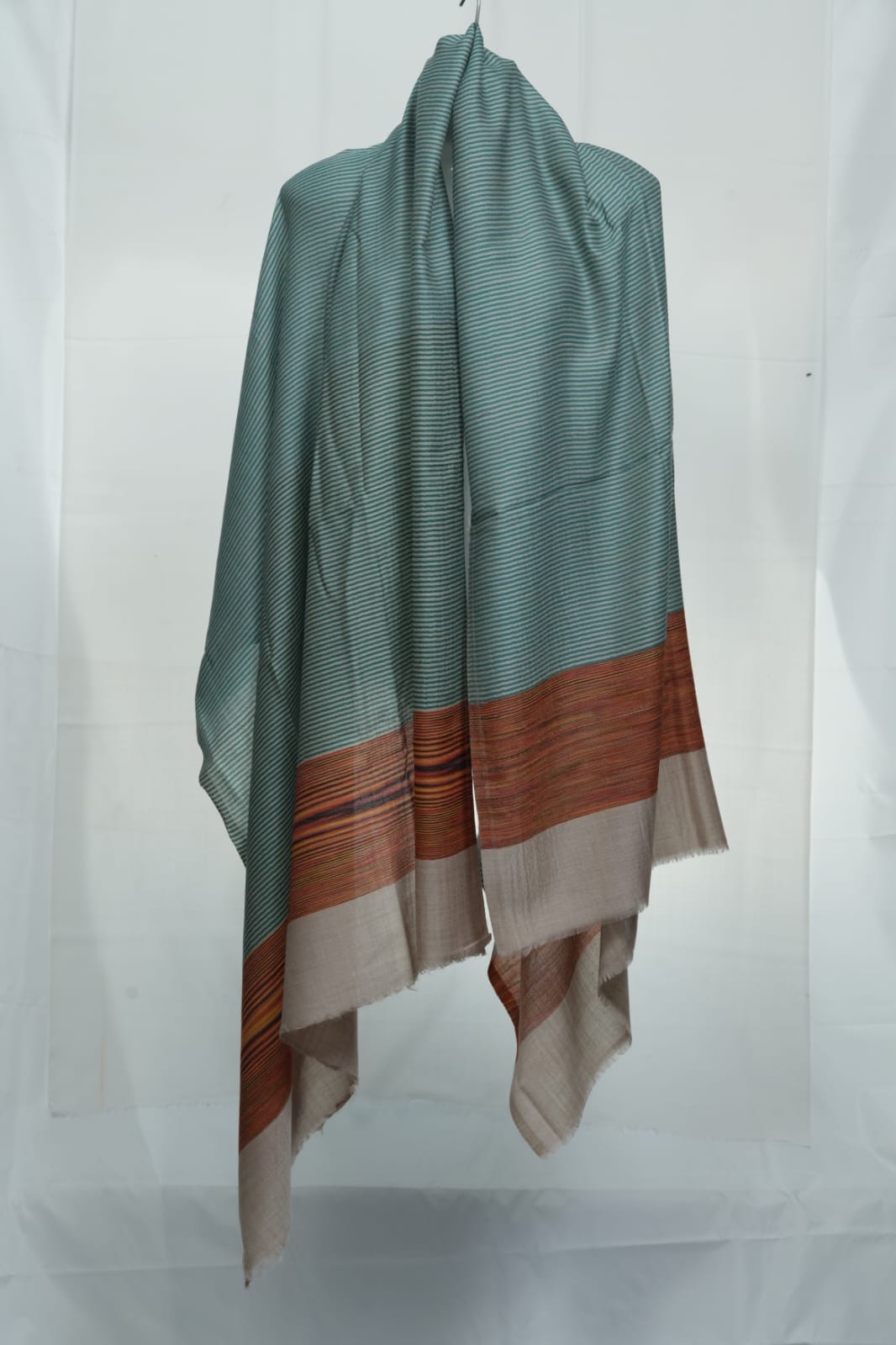 kashmir-arts-pashmina-hampi-lite-blue-wooden-tea-schal image 1