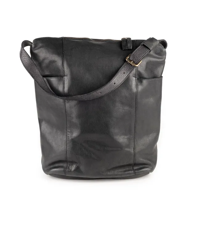 harolds-submarine-shoulder-rucksack-schwarz-rindleder image 1