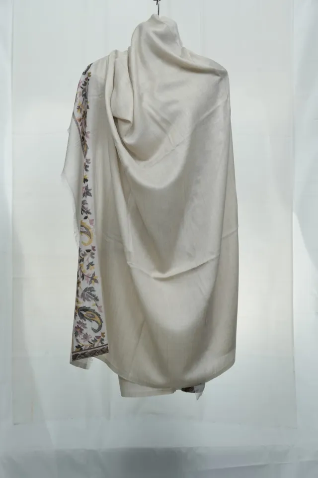 kashmir-arts-pashmina-hampi-milky-gray-schal-grau-mandelborte image 1