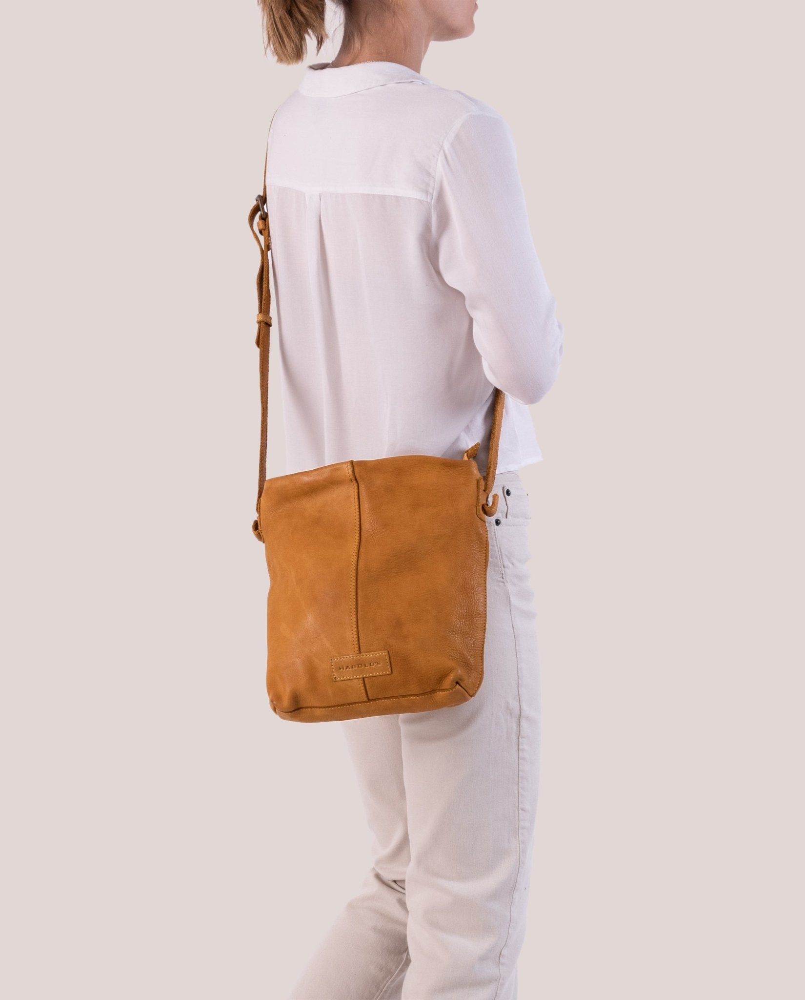 harolds-submarine-crossbag-umh-ngetasche-schwarz-leder image 2