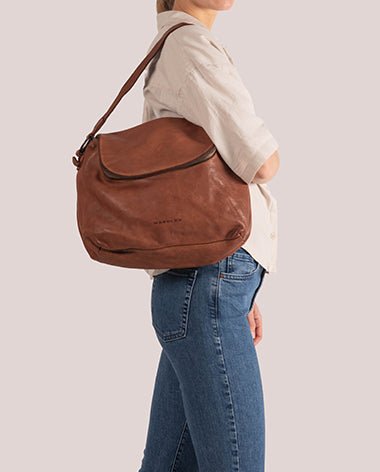 harolds-submarine-zipperbag-umh-ngetasche-schwarz-a4-leder image 2