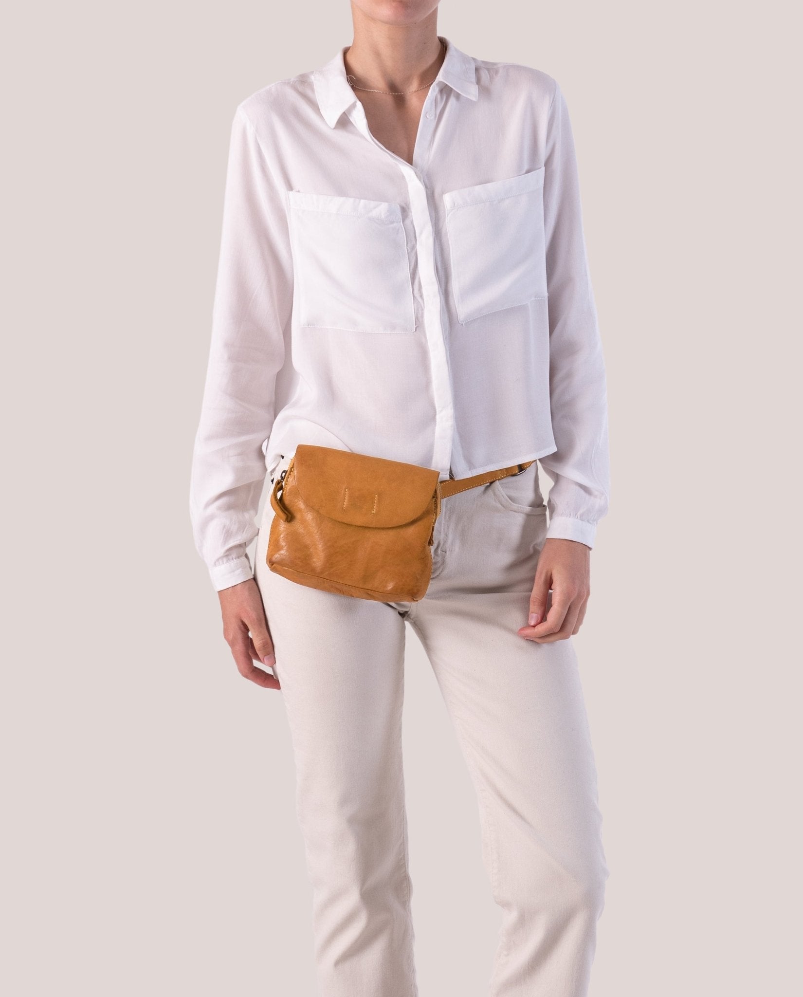 harolds-submarine-shoulder-beltbag-g-rteltasche-schwarz-leder image 2