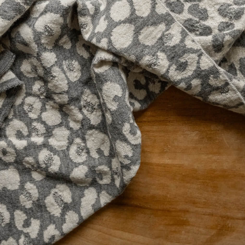 morii-essentials-alpaca-leo-blanket-wolldecke-140x200 image 3