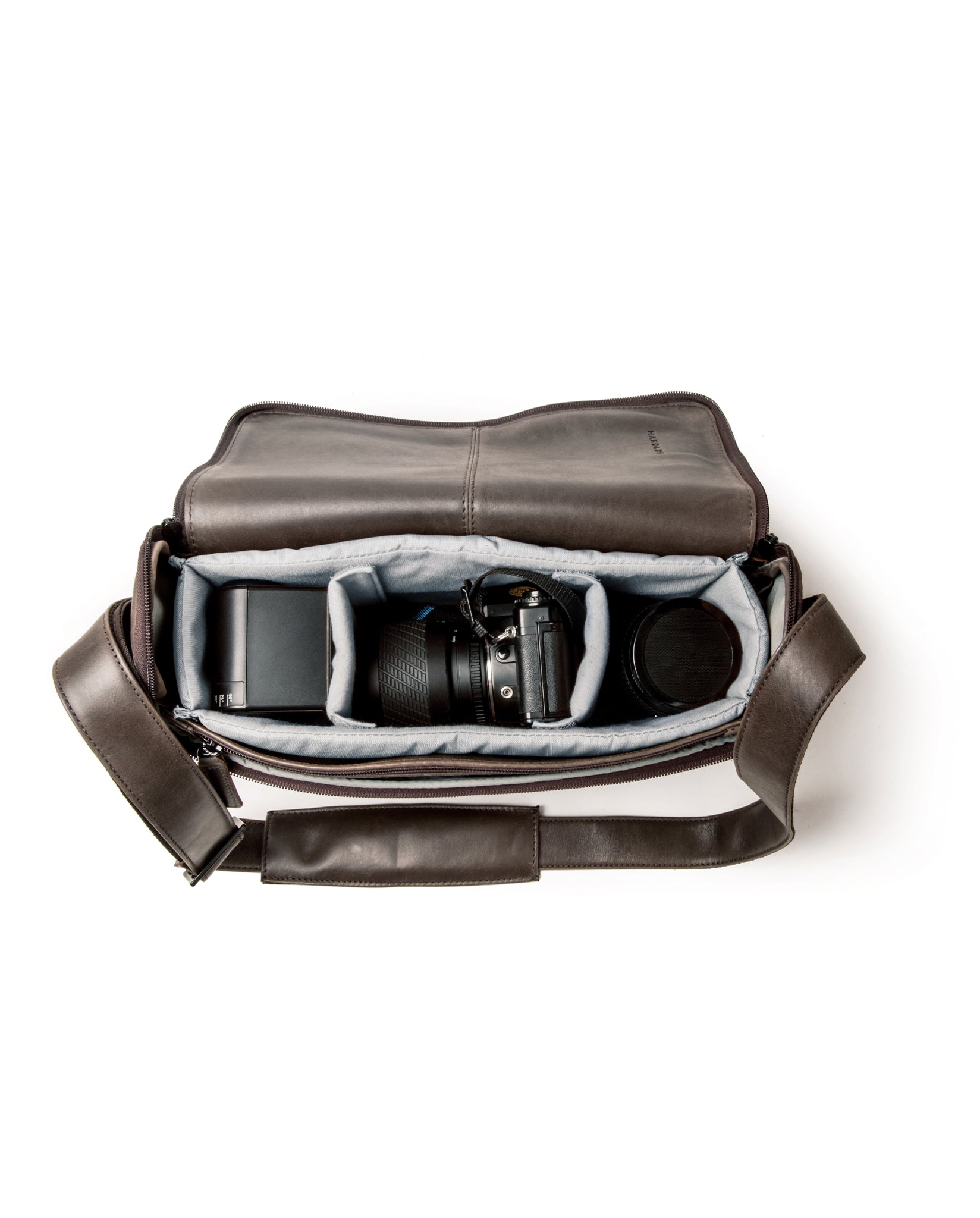 harolds-2in1-fotobag-klein-kameratasche-schwarz-leder image 4