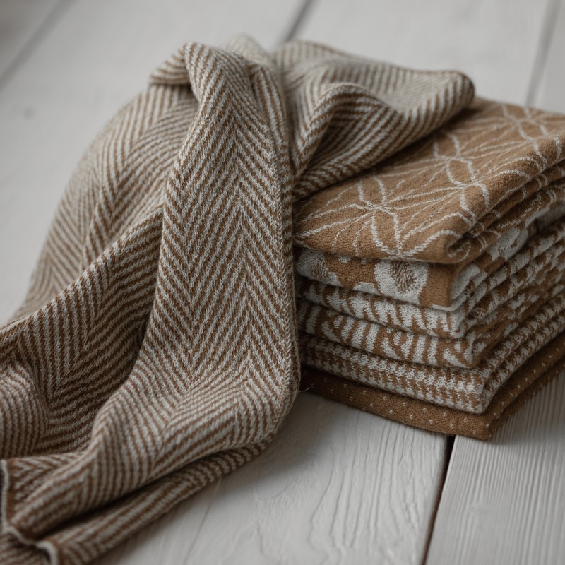morii-fabrics-doubleface-jacquard-strickstoff-ungef-rbt image 8
