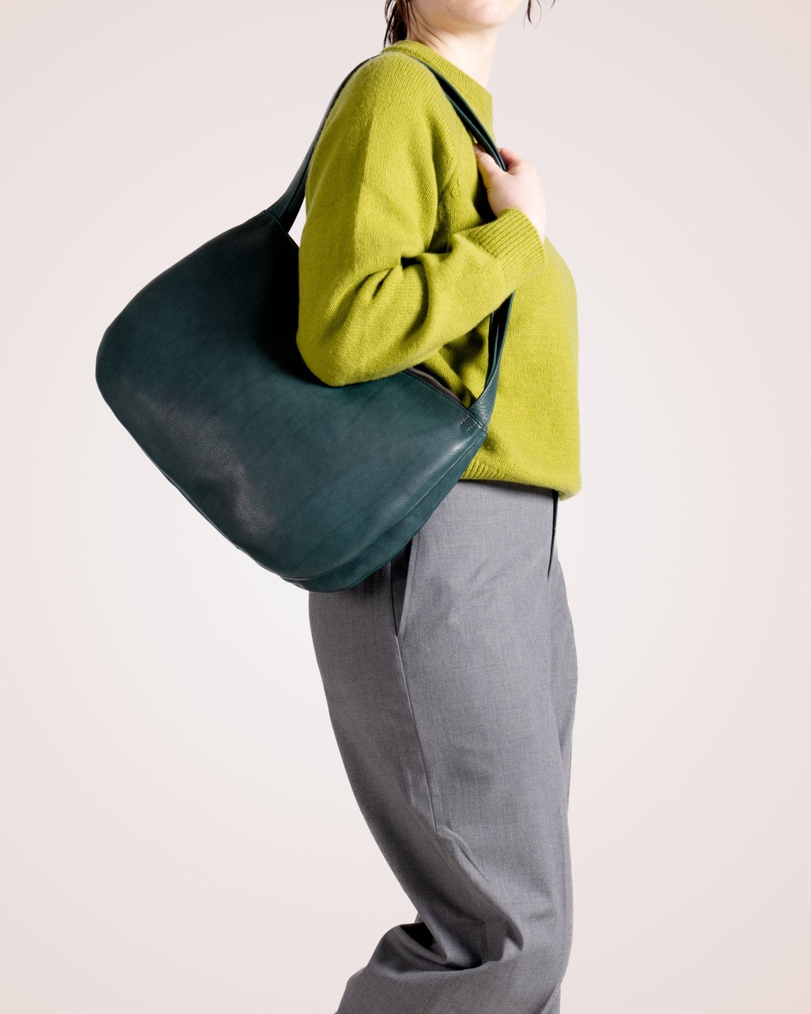 harolds-cufu-shoulderbag-twin-schultertasche-schwarz-leder image 6