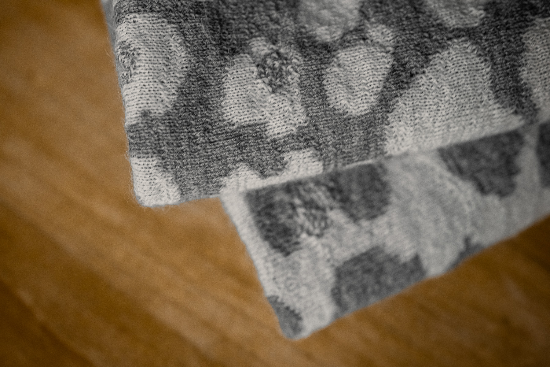 morii-essentials-alpaca-leo-blanket-wolldecke-140x200 image 5