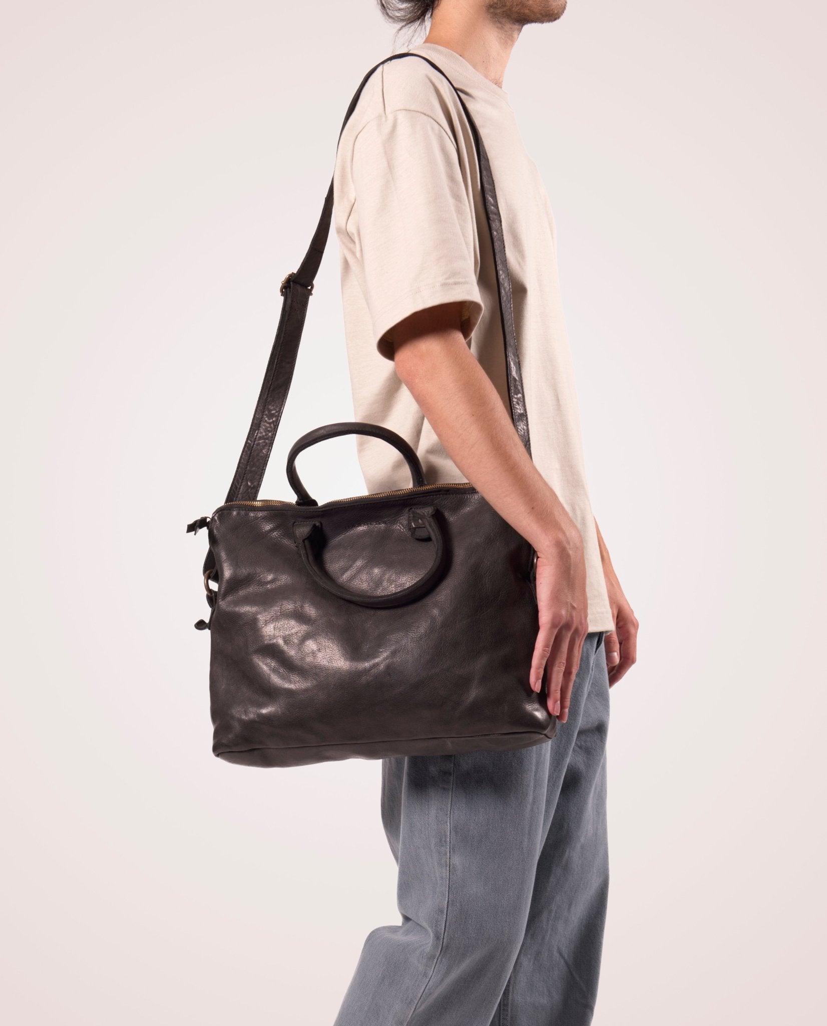 harolds-submarine-post-businessbag-businesstasche-schwarz-15-zoll image 2