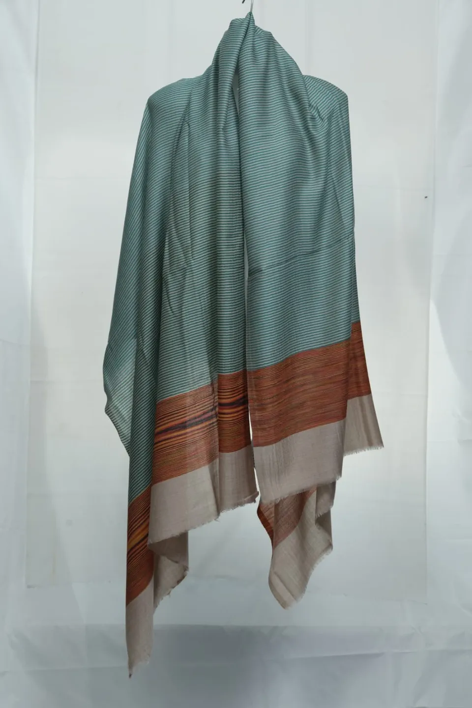 kashmir-arts-pashmina-hampi-lite-blue-wooden-tea-schal image 1