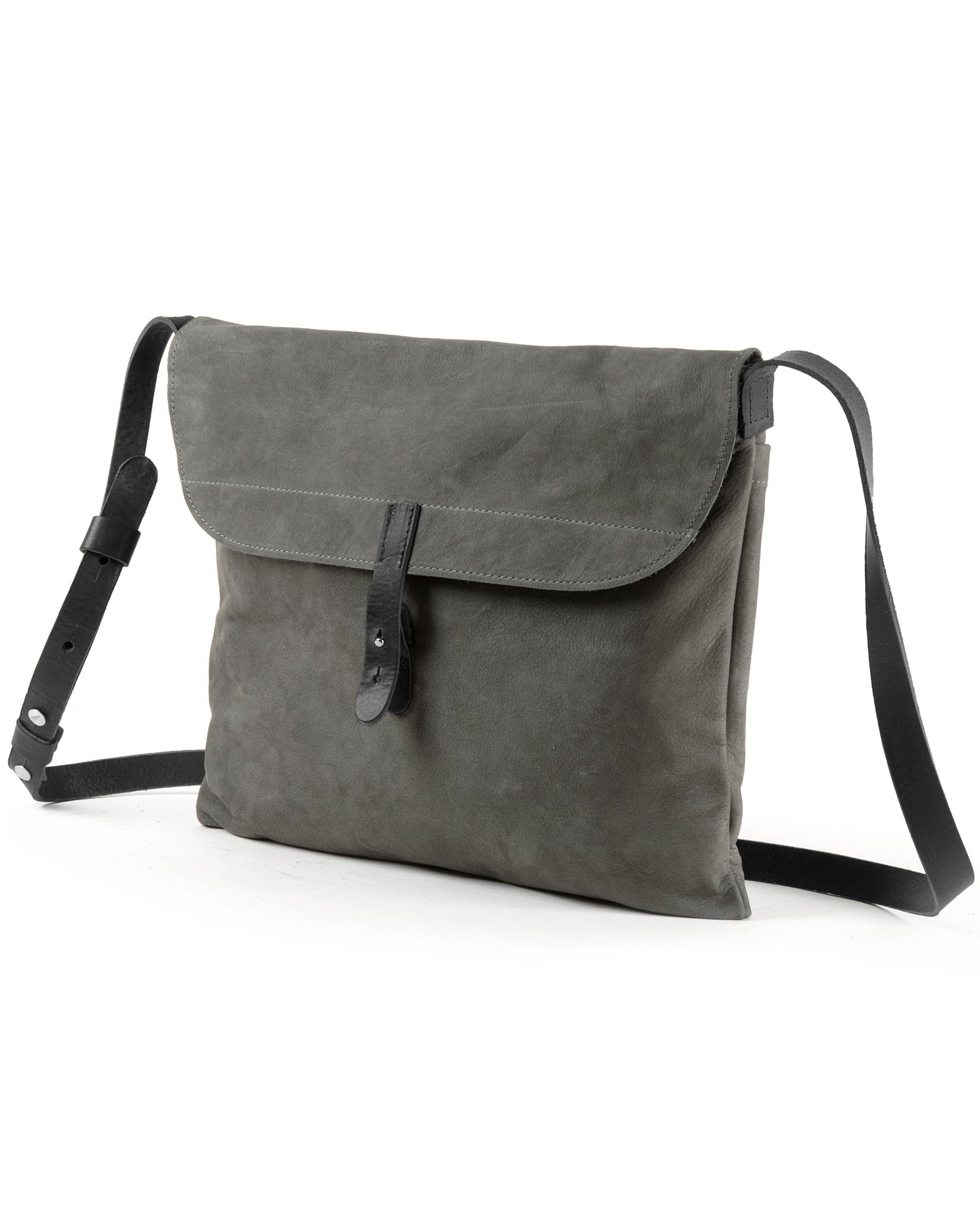 harolds-nabuku-messengerbag-umh-ngetasche-braun-nubuk image 4