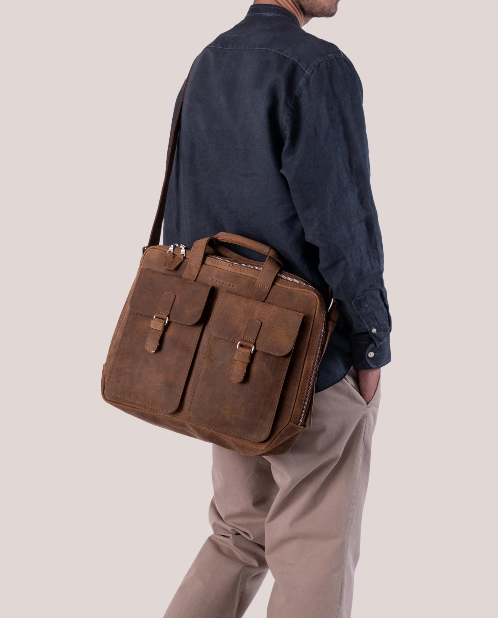harolds-toro-businessbag-businesstasche-schwarz-rindleder-17-zoll image 2