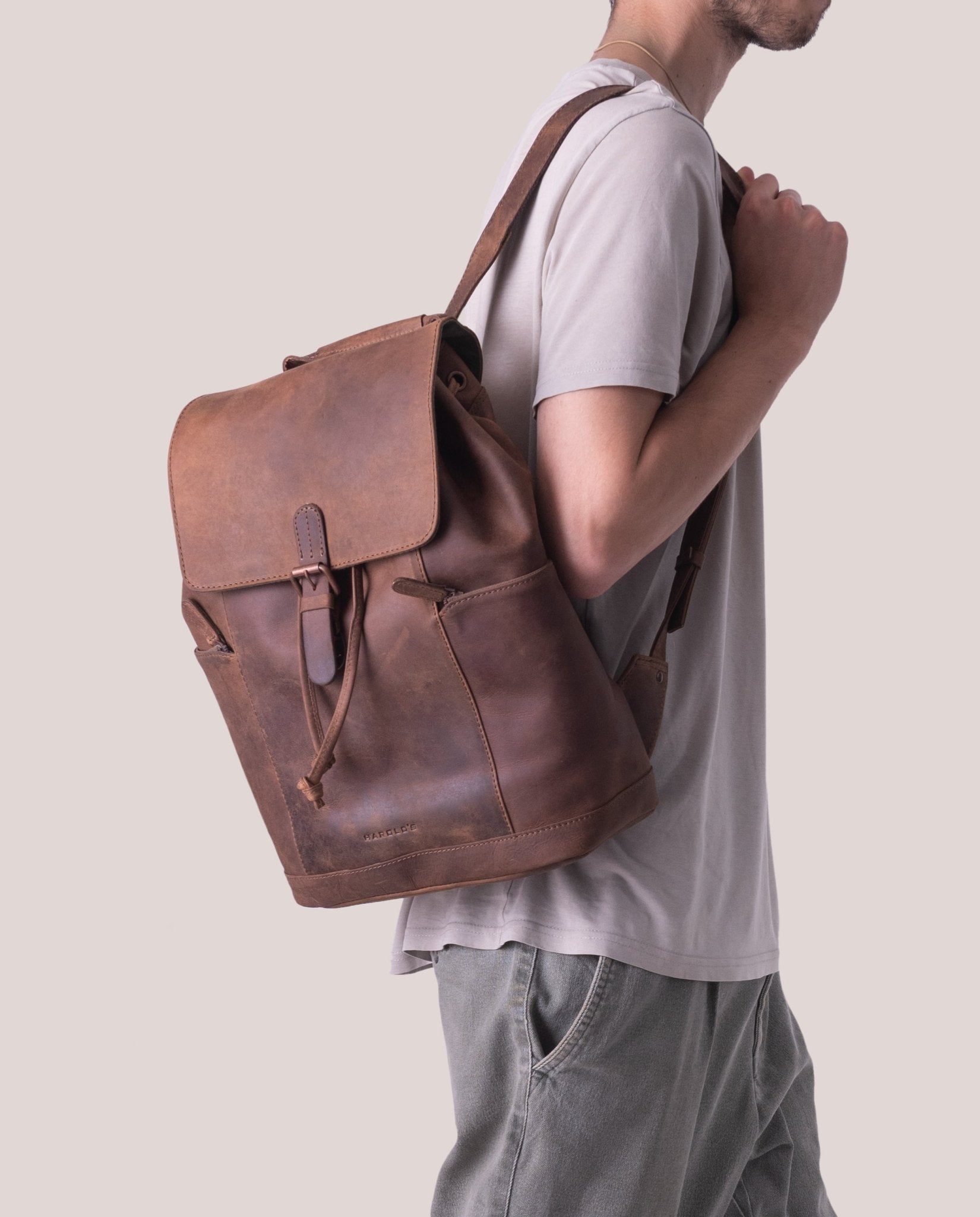 harolds-antic-rucksack-backpack-l-natur-rindleder-patina image 3