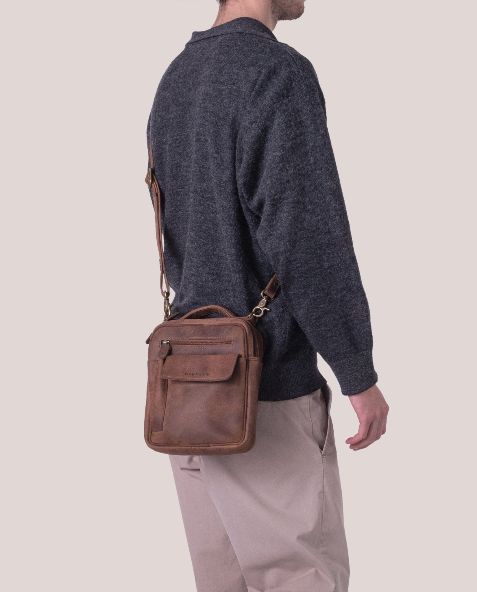 harolds-antic-shoulder-bag-m-umh-ngetasche-natur-patina image 2