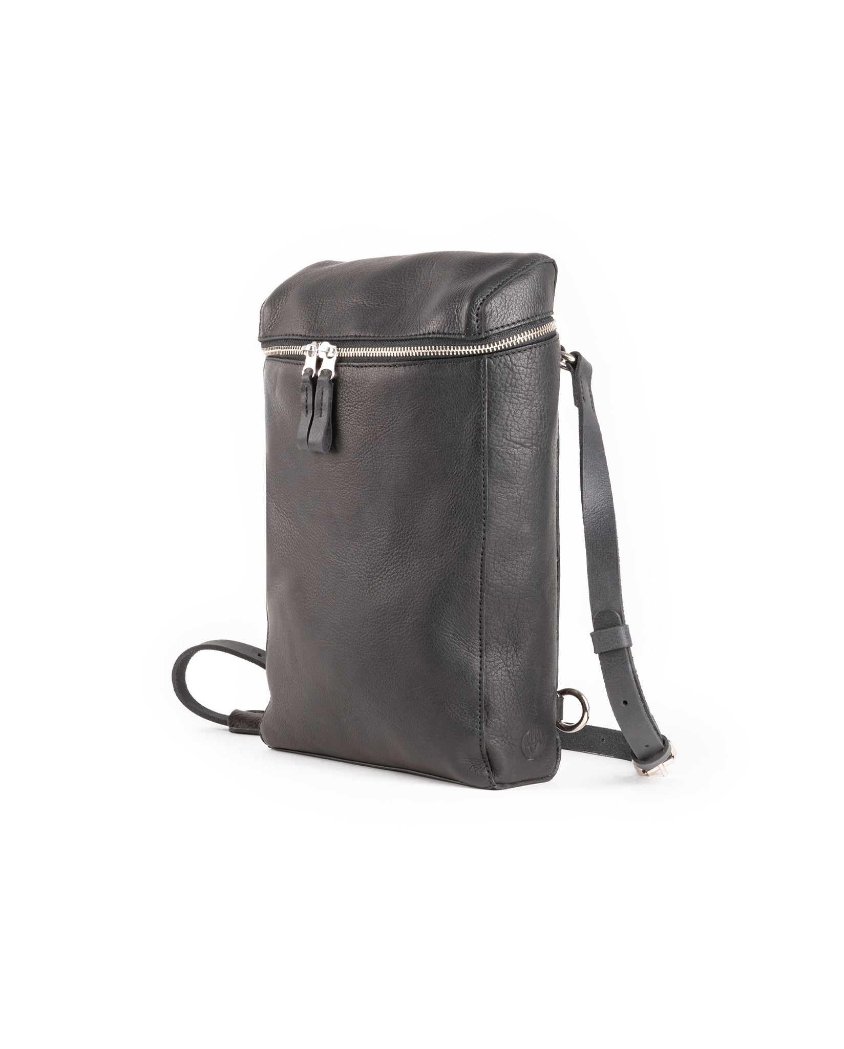 harolds-box-serie-box-backpack-rucksack-schwarz-a4-leder image 2
