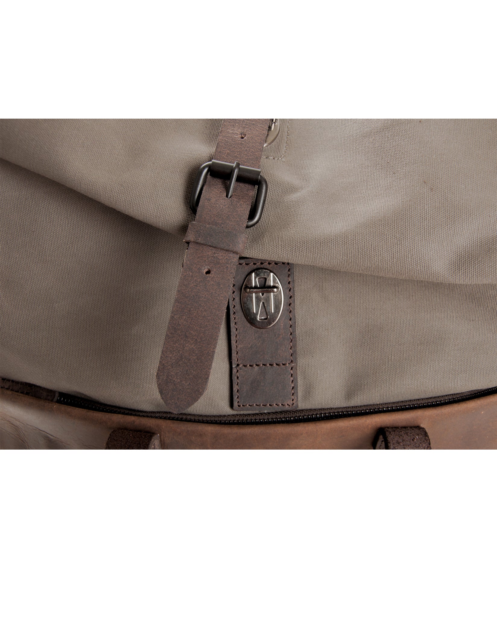 harolds-submarine-twister-rucksack-l-natur-leder-canvas-notebook image 5