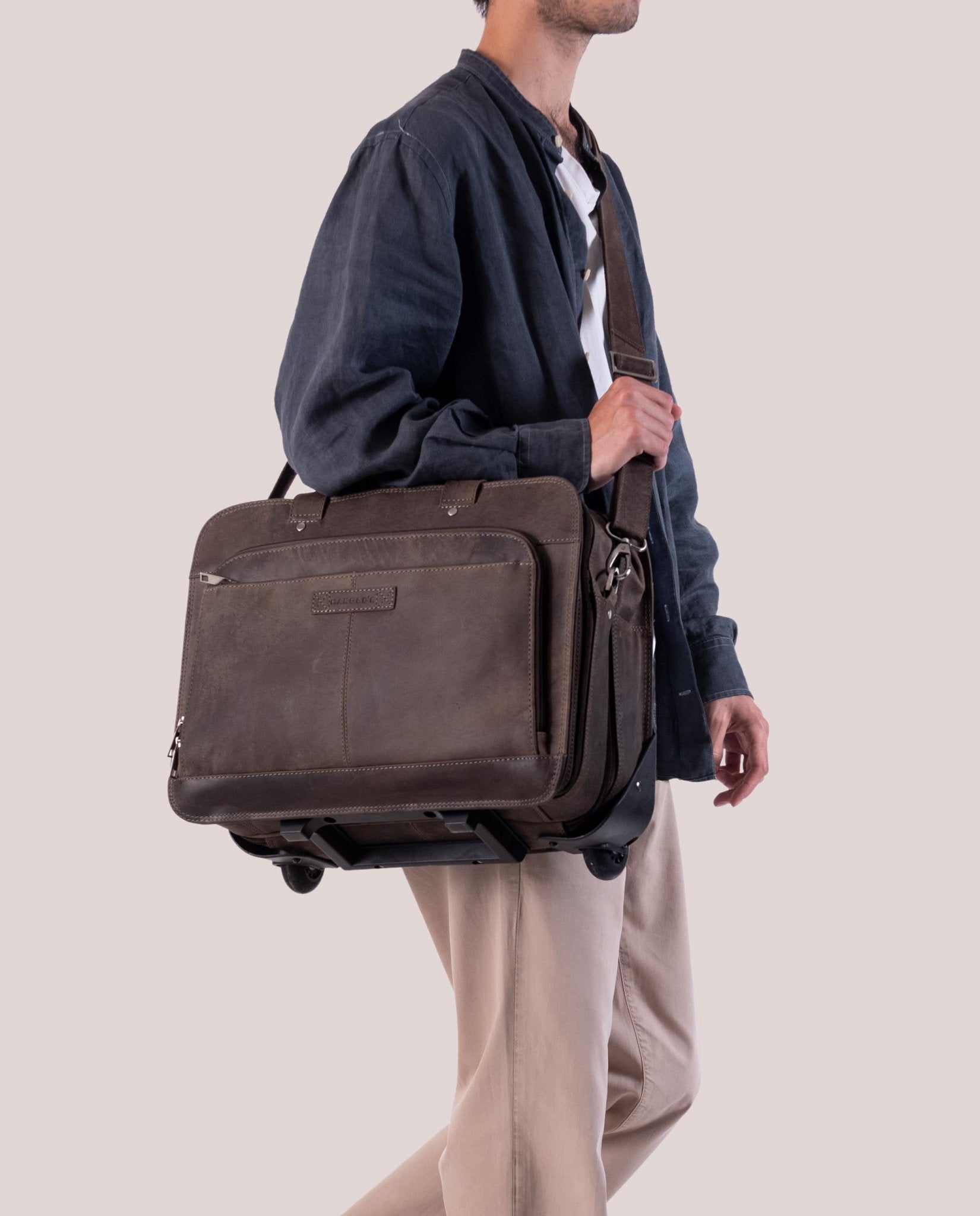 harolds-antic-businesstrolley-taupe-17-zoll-rindleder image 2