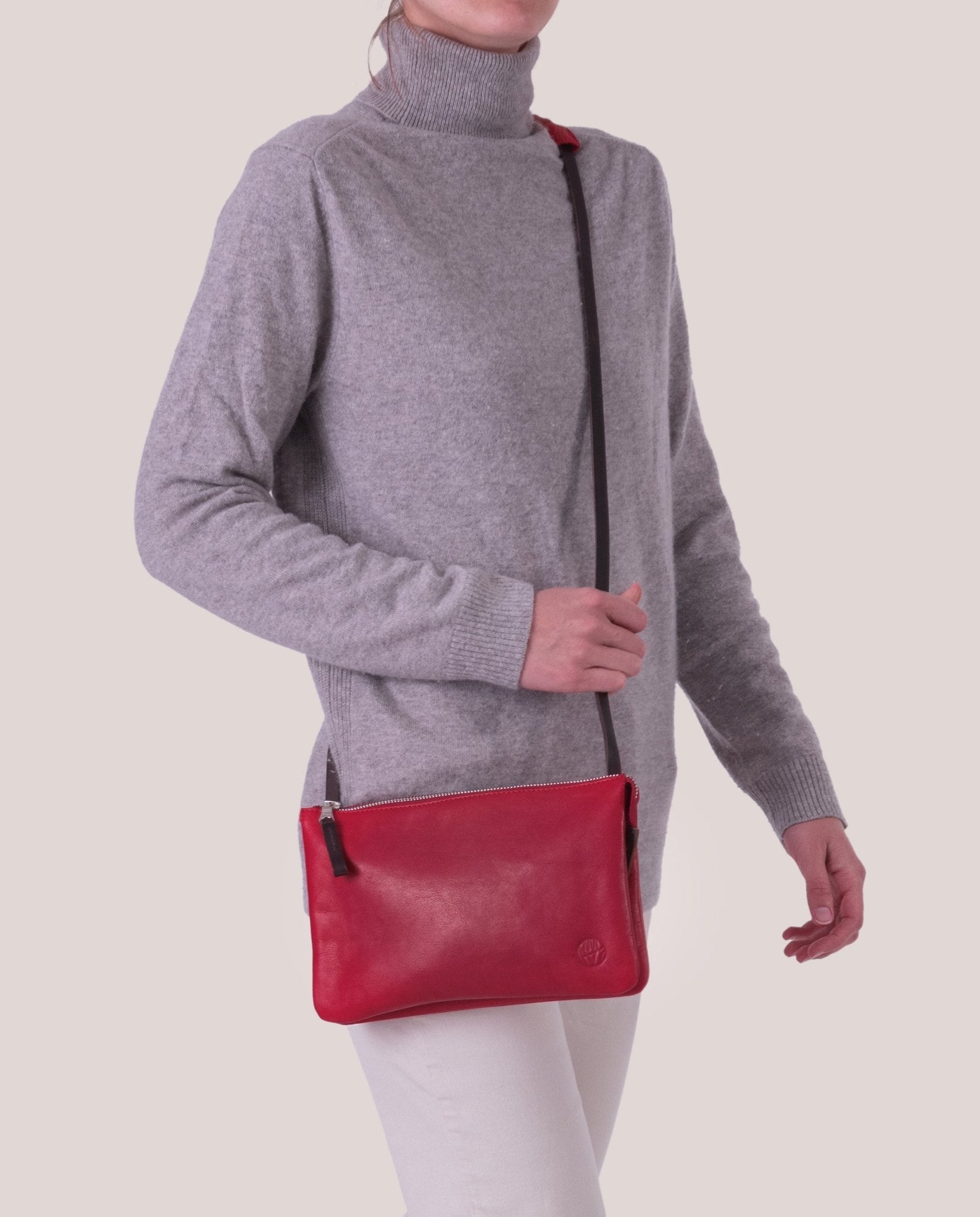 harolds-chaza-crossbag-medium-handtasche-schwarz-leder image 4