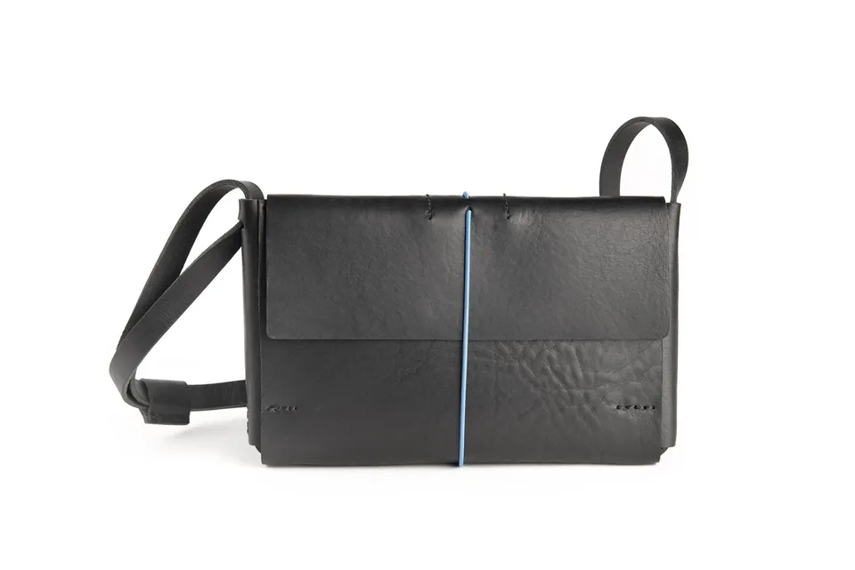 harolds-keeper-shoulderbag-s-umh-ngetasche-schwarz-leder image 1