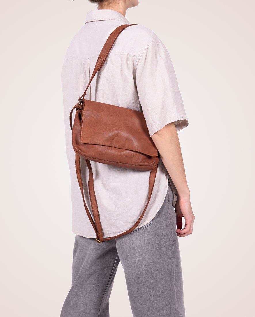 harolds-submarine-handbag-flap-s-handtasche-cognac-leder image 2