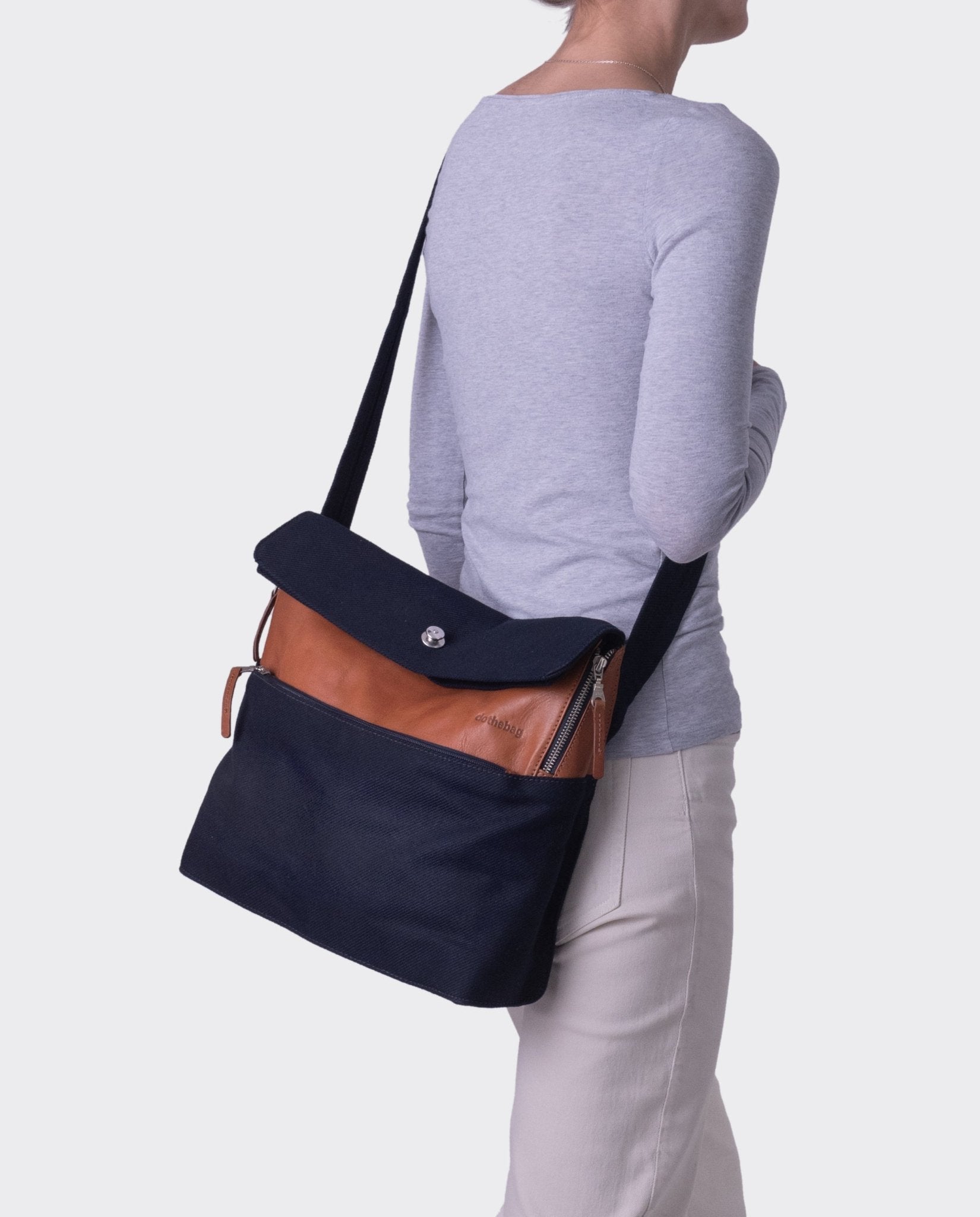harolds-dothebag-mailbag-messenger-s-umh-ngetasche-schwarz-a4 image 3